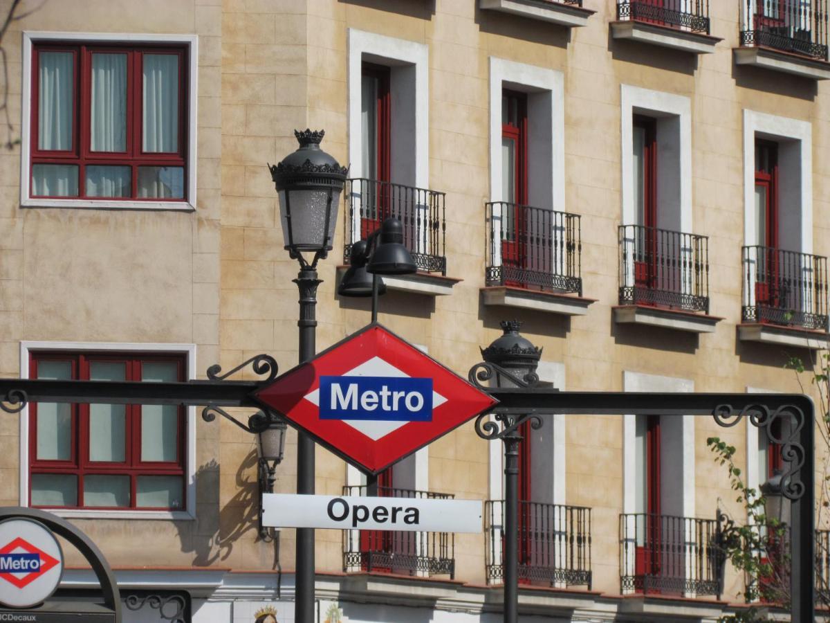 Hostal Oriente Madrid Exteriér fotografie